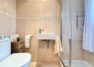 Photo 21- click for photo gallery